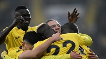 MKE Ankaragücü evinde Yukatel Kayserispor'u 2-1 mağlup etti