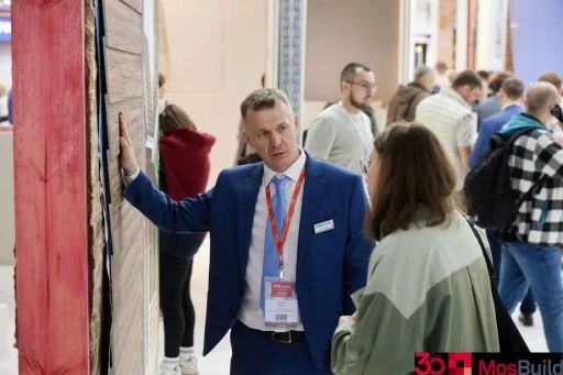 Moskova Crocus Expo'daki uluslararası inşaat fuarı MosBuild'e büyük ilgi