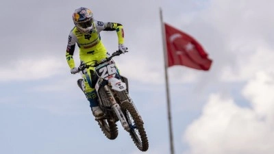 Motokrosta hedef Avrupa ve d&uuml;nya şampiyonu &ccedil;ıkarmak