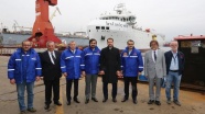 MTA Oruç Reis Gemisi petrol aramak için denize iniyor