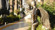 Muğla'da kanser nedeniyle hayatını kaybeden Neslican Tay'ın heykeli yapıldı