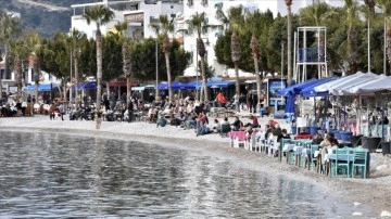 Muğla sahillerinde güneşli hava yoğunluğu