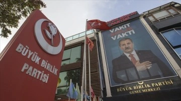Muhsin Yazıcıoğlu'nun "emaneti" Büyük Birlik Partisi 30 yaşında