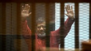 Mursi hakkındaki müebbet hapis kararı bozuldu