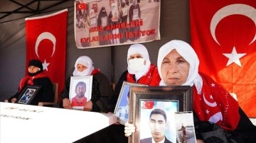 Muş'ta çocuklarını terör örgütünden kurtarmak için eylem yapan aile sayısı 44'e yükseldi