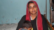 'Myanmar askerleri oğlumu yanan evin içine attı'