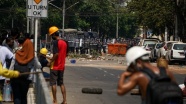 Myanmar&#039;daki protestolarda güvenlik güçlerinin ateş ettiği 1 kişi öldü