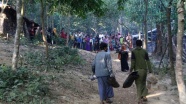 Myanmar ordusu Rohingyalara ait bin 500 binayı yaktı