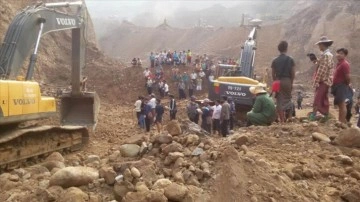 Myanmar'da madende meydana gelen heyelanda en az 70 kişi kayboldu