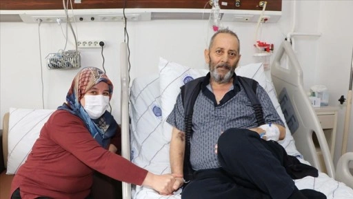 Nakil için okulunu donduran oğlunun ciğeriyle hayata tutunan baba, çifte bayram yaşadı