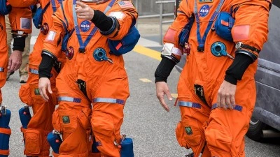 NASA, Artemis III g&ouml;revi kapsamında Ay'a yolculuk yapacak astronotları a&ccedil;ıkladı