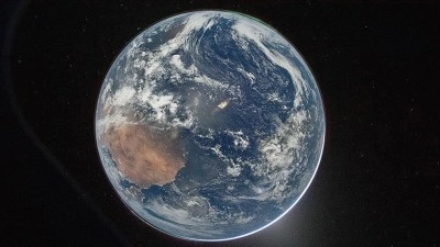 NASA, D&uuml;nya'nın uzaydan &ccedil;ekilmiş yeni g&ouml;r&uuml;nt&uuml;lerini yayınladı