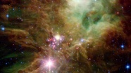 NASA&#039;nın Spitzer Teleskobu Yılbaşı Ağacı Yıldız Kümesi&#039;ni fotoğrafladı