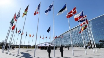 NATO dışişleri bakanları Ukrayna ve Asya-Pasifik gündemleriyle toplandı