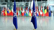 NATO, Irak'taki eğitim misyonunun faaliyetlerini askıya aldı