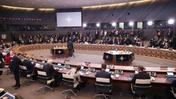 NATO Savunma Bakanları Toplantısı ikinci gününde devam ediyor