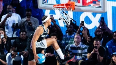 NBA'de Timberwolves&rsquo;u farklı yenen Spurs, seriyi 1-1 yaptı