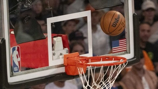 NBA Doğu Konferansı finalinde Knicks, Pacers karşısında ilk galibiyetini aldı