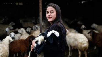 Nevşehirli genç kadın, devlet desteğiyle küçükbaş hayvancılık işletmesi kurdu