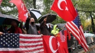 New York'ta Fransa ve Macron'un İslam karşıtlığı protesto edildi