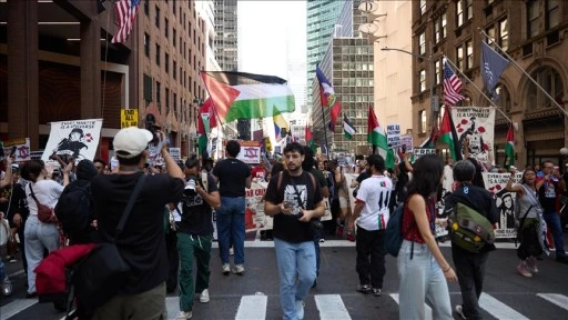 New York'ta, Gazze'deki soykırım ve İsrail Başbakanı Netanyahu'nun BM ziyaretine protesto