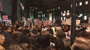 New York ve Londra'da Halep protestosu