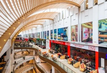 New Yorker, Moskova’da VEGAS Crocus City'de yeni bir mağaza açtı