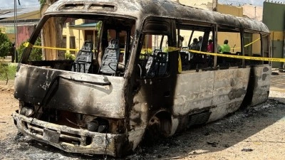 Nijer'de havalimanına d&uuml;zenlenen saldırıda 11 asker ile 2 sivil &ouml;ld&uuml;