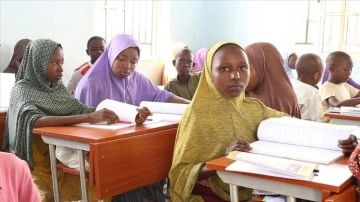 Nijerya'da bazı okullarda başörtüsü tartışması sürüyor