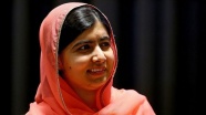 Nobel ödüllü Malala Nijerya'daki mülteci kamplarını ziyaret etti