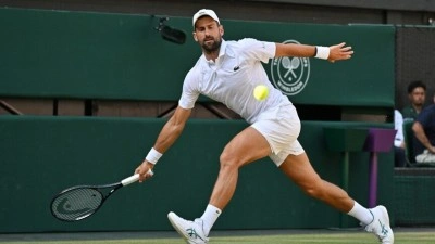 Novak Djokovic, Wimbledon'da yarı finale y&uuml;kseldi