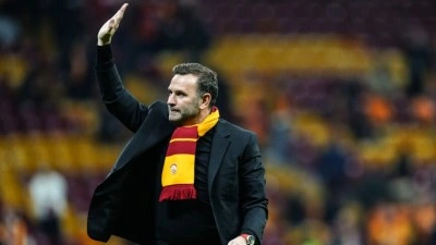 Okan Buruk, yerli teknik adamların şampiyonluk geleneğini s&uuml;rd&uuml;rd&uuml;