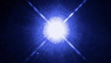 Ölü yıldız ’Tazmanya Canavarı’nın hala uzaya mavi ışık parlamaları yaydığı tespit edildi