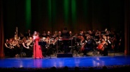 Operada perde &#039;Türk Divası&#039; ile açıldı