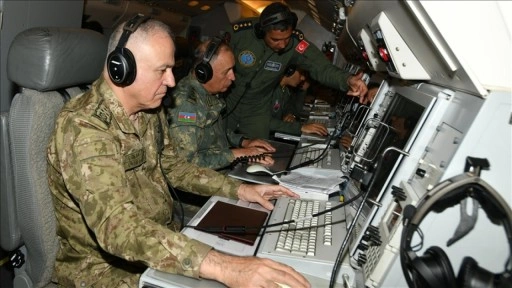 Orgeneral Gürak ve Azerbaycanlı mevkidaşı Orgeneral Veliyev, Anadolu Kartalı-2025'e katıldı