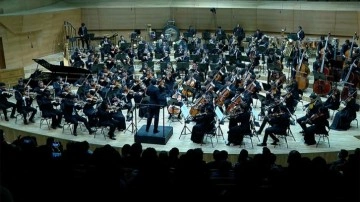 Orquesta Sinfonica Simon Bolivar, CSO Ada Ankara'da konser verdi