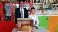Ortaokul öğrencisinden ekmek israfını önleyecek proje