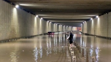 Osmaniye'de sağanak, hayatı olumsuz etkiledi