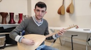Otizmli Murat 10 enstrümanı profesyonel düzeyde çalabiliyor