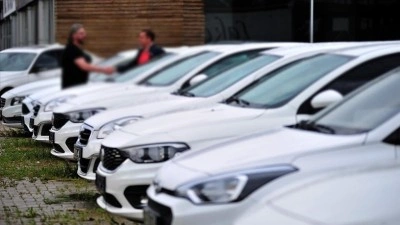 Otomobil ve hafif ticari ara&ccedil; pazarı yılın ilk &ccedil;eyreğinde y&uuml;zde 3,94 azaldı