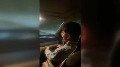 Otostopla bindikleri otomobilin sürücüsü üniversitelerinin rektörü çıktı