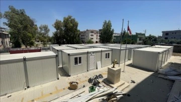 Özbekistan'dan Hatay'daki depremzedelere konteyner desteği