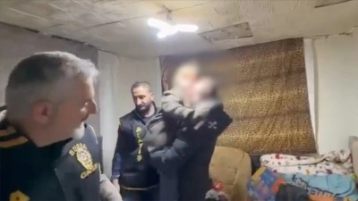 &Ouml;zel ekibin 7 yıl sonra bulduğu kayıp &ccedil;ocuğun annesi k&ouml;y k&ouml;y gezerek oğlunu aramış