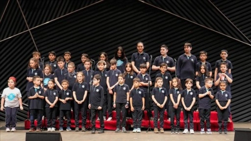 Özel öğrenciler "Kalem'in Renkleri"nde sahneye çıktı