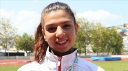 Özel sporcu Esra Bayrak 60 metrede dünya şampiyonu oldu