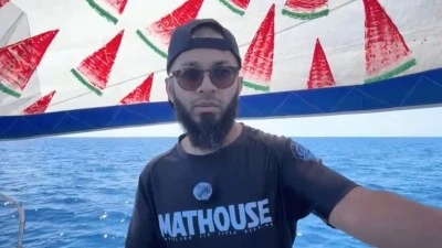 &Ouml;zg&uuml;rl&uuml;k Filosu aktivisti Khan: Gazze'ye ulaşmaya kararlıyız