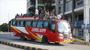 Pakistan'da göstericiler İslamabad'a doğru yola çıktı