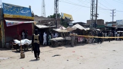 Pakistan'da pazarda meydana gelen patlamada 3 kişi hayatını kaybetti, 4 kişi yaralandı