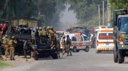 Pakistan'da polis aracına saldırı: 2 ölü