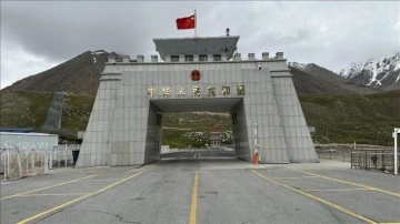 Pakistan, Khunjerab kara sınırından Çin'e ihracatını "kirazla" artırmak istiyor